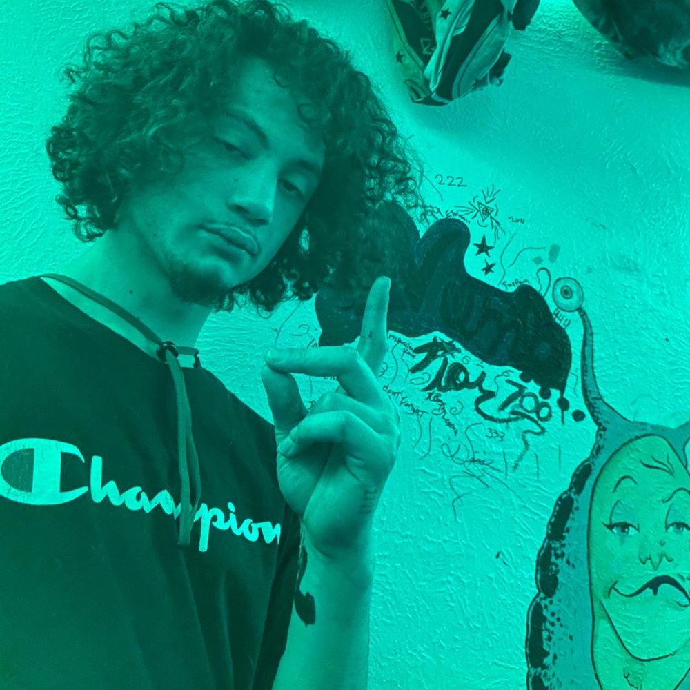 Meet your Posher, Tior